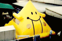 エア遊具　写真