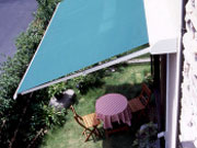 広がるキャンバスが日差し、紫外線をカット